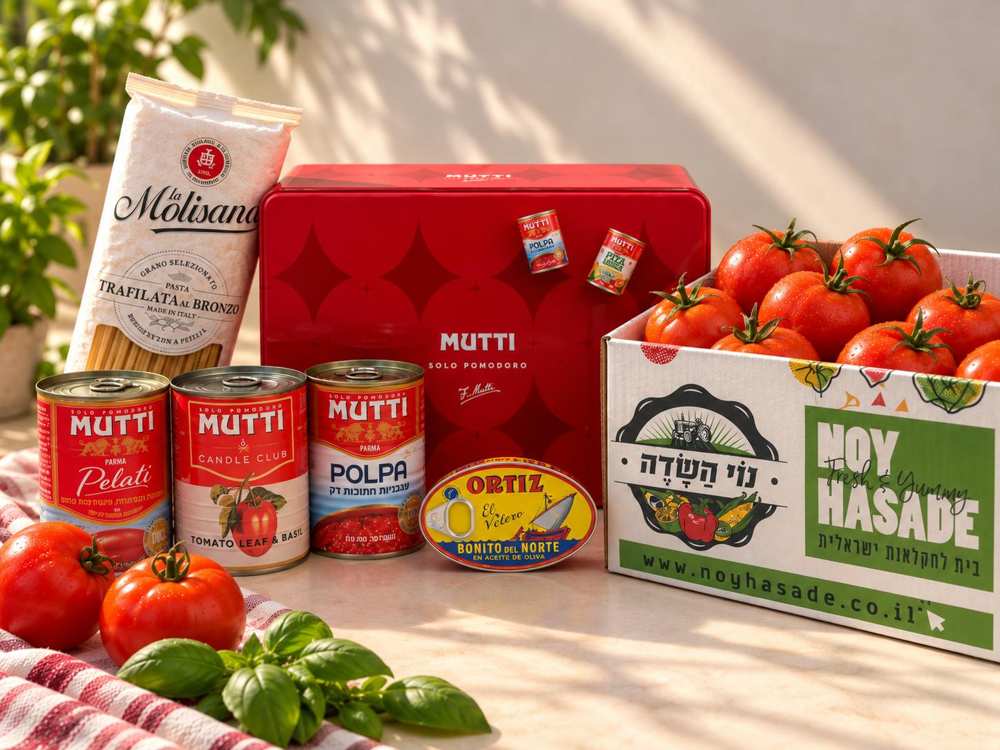 מארז Mutti X Candle Club בנוי השדה, לצד עגבניות המשמשות בתפאורה